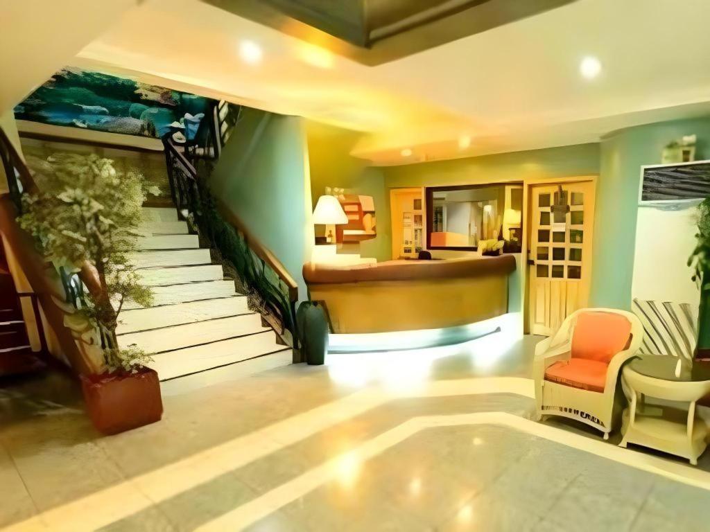 Tabok Richmond Plaza Hotel מראה חיצוני תמונה