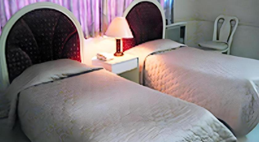 Tabok Richmond Plaza Hotel מראה חיצוני תמונה