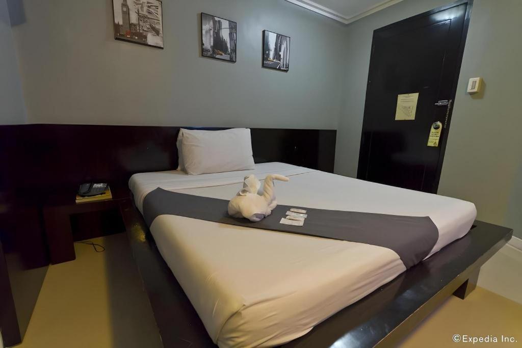Tabok Richmond Plaza Hotel מראה חיצוני תמונה